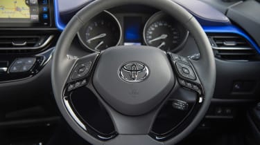 Toyota C-HR petrol - steering wheel