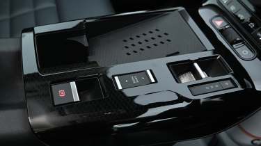 Citroen e-C5 Aircross - gear selector