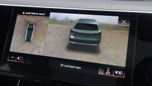 Audi e-tron S - reversing camera