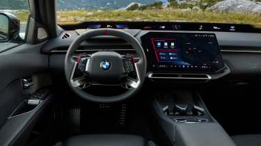 BMW M350 - cabin
