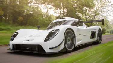 Ultima RS - front