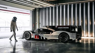 Porsche 919 Hybrid - garage