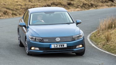 Volkswagen Passat - front cornering
