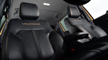 Ford Ranger - front seats