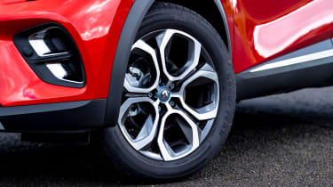 Renault Captur E-Tech - wheels