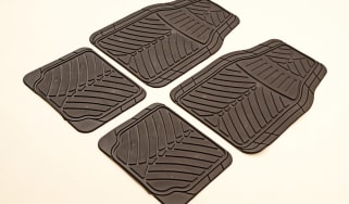 Halfords Rubber Car Mats – Full Set 594533