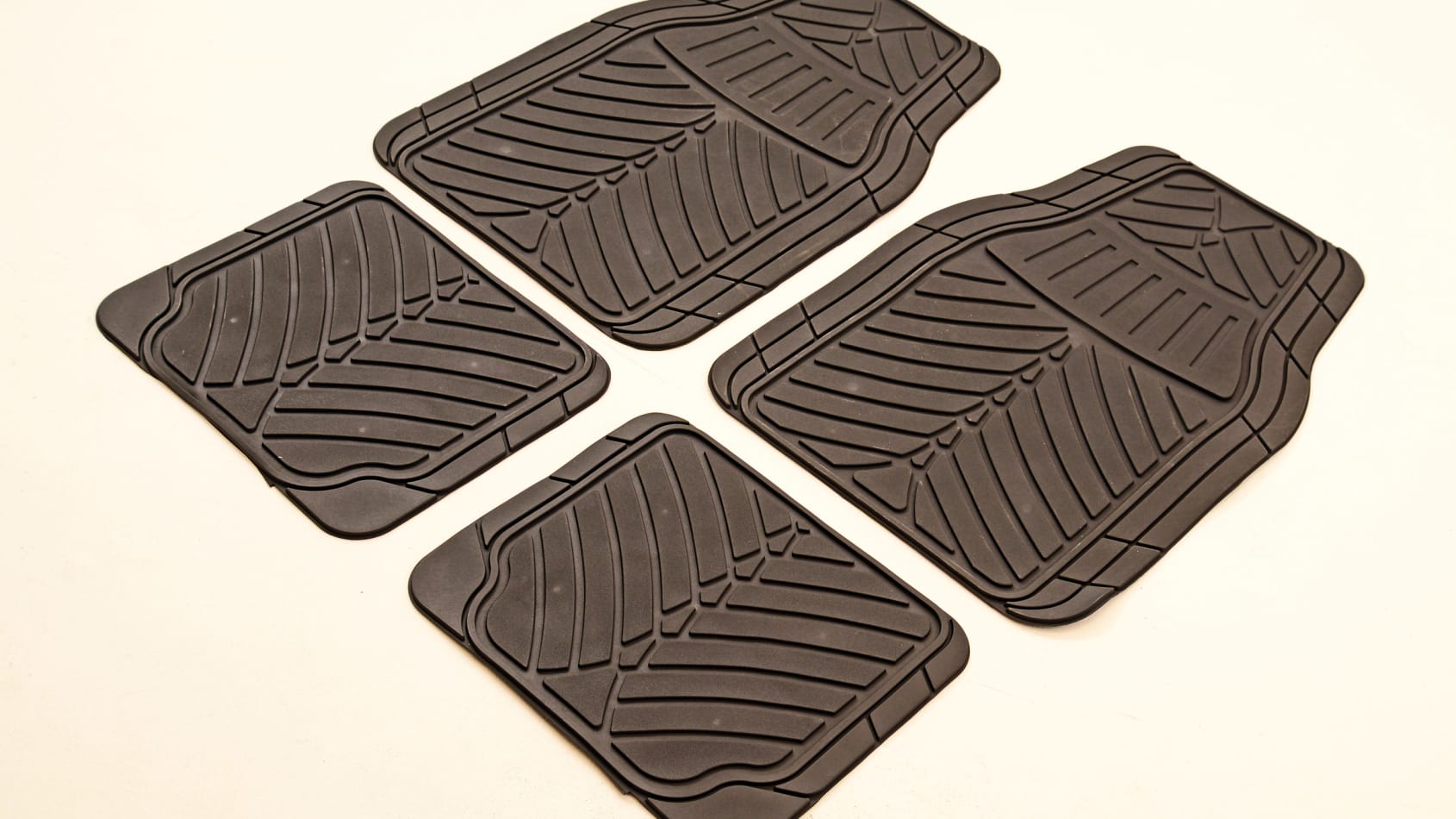 Halfords Rubber Car Mats Full Set 594533 Auto Express