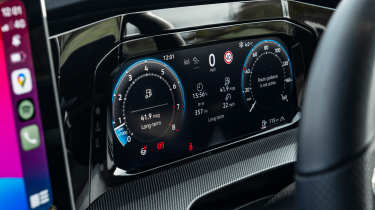 Volkswagen Golf GTI Mk8 - dashboard screen