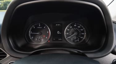 Hyundai i30 Tourer - dials