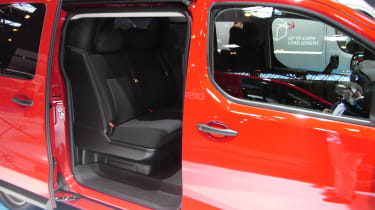Citroen Dispatch CV Show - rear seats