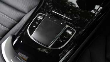 Used Mercedes EQC - centre console