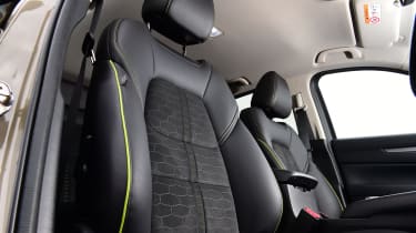 Mazda CX-5 - front seats