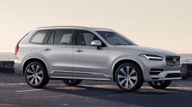 Volvo XC90 facelift - front road