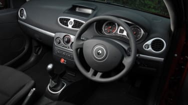 Renault Clio 1.5 dCi eco interior
