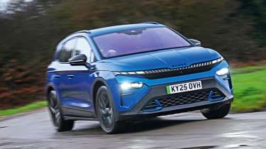 Skoda Elroq vRS - front cornering