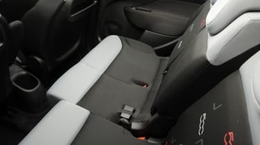 Fiat 500L sliding rear seats