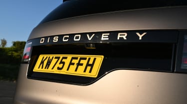 Land Rover Discovery Tempest - tail gate