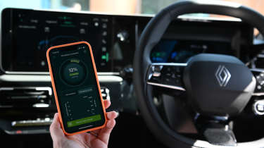 Electric car charging mega test - Renault charging app