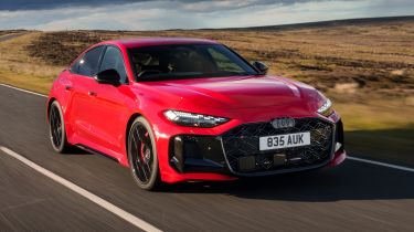 Audi RS 5 - front tracking