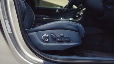 Genesis Electrified G80 - front seat controls