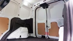 Ford-Transit-Courier-cargo-space2.jpg