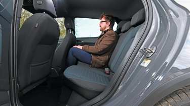 SEAT Arona - rear seats