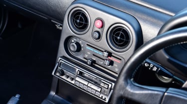 Mazda MX-5 Mk1 icon - centre console