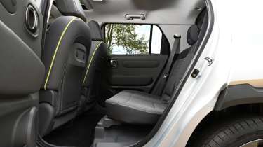 Hyundai Inster Cross - rear seats