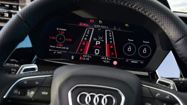 Audi RS 3 - dials