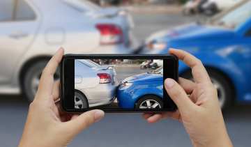 Car insurance crash scams