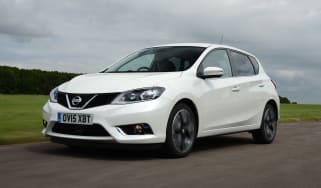 Nissan Pulsar - front tracking