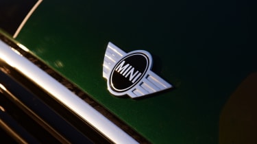 MINI badge