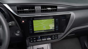 New Toyota Auris 2015 screen