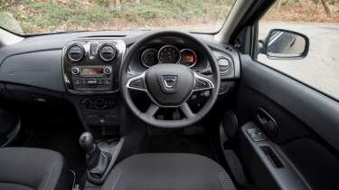 Dacia Sandero - dashboard