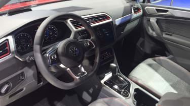 Volkswagen Tiguan GTE Active Concept - interior 1 show