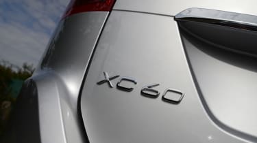 Volvo XC60 front badge