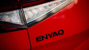 Skoda Enyaq vRS - tailgate badge