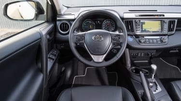 Toyota RAV4 Hybrid - dash