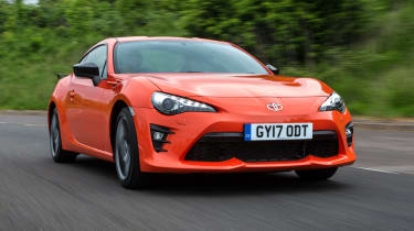Toyota GT86 Orange Edition - front