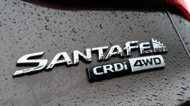 Hyundai Santa Fe badge