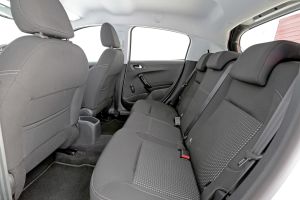Used Peugeot 208 - rear seats