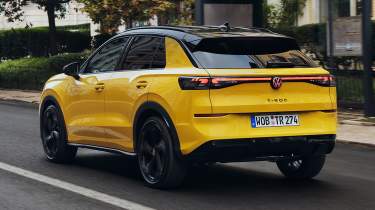 Volkswagen T-Roc - rear