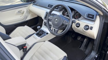 Sub-130g/km: VW Passat CC TDI interior