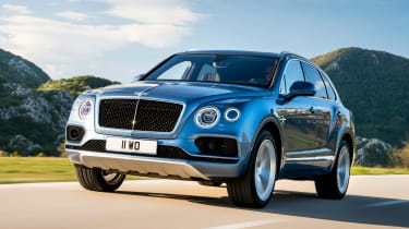 Bentley Bentayga Diesel - front tracking 2