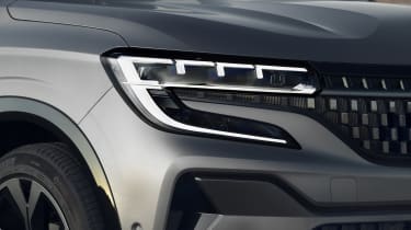 Renault Austral - front light