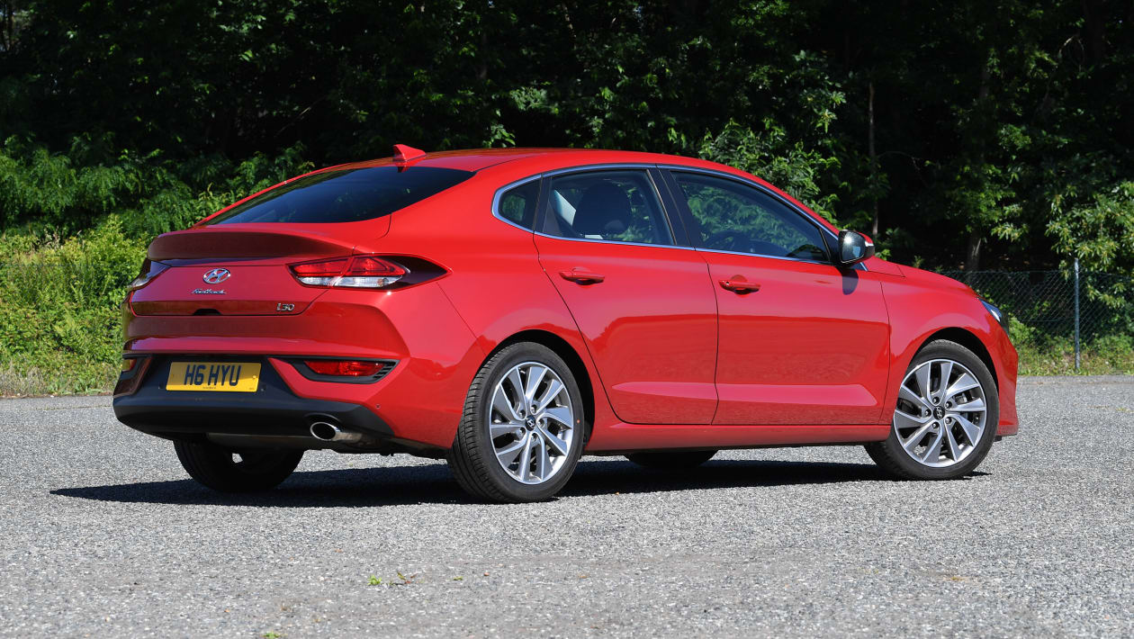 Hyundai i30 Fastback vs Mazda 3 Fastback - pictures | Auto Express