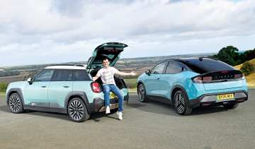 MINI Aceman SE Exclusive - MINI vs Leaf