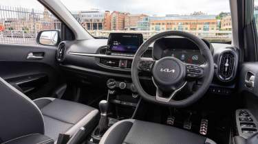 Kia Picanto - dashboard