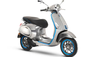 Vespa Elettrica electric scooter - front quarter