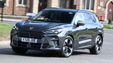 Cupra Terramar V2 - front cornering